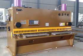 QC11Y-30×2500液壓(ya)閘式剪(jiǎn)闆機