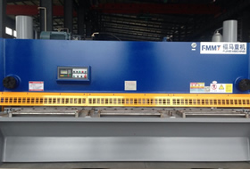 2016新款16x4000液(yè)壓閘式(shi)剪闆機(ji)