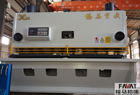 QC11Y-16×2500液壓(yā)閘式剪(jiǎn)闆機