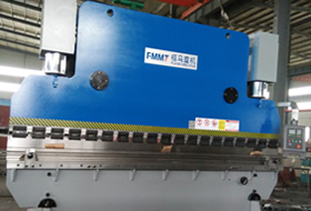 WC67Y-300/4000液壓闆(pǎn)料折彎(wān)機